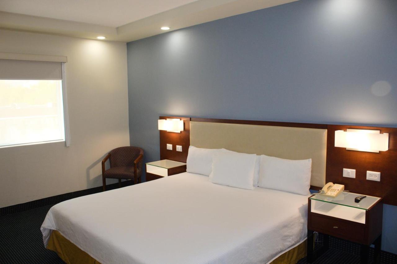 เบสต์ เวสเทิร์น ซันโตริน Hotel ซิวดัดบิกโตเรีย ภายนอก รูปภาพ