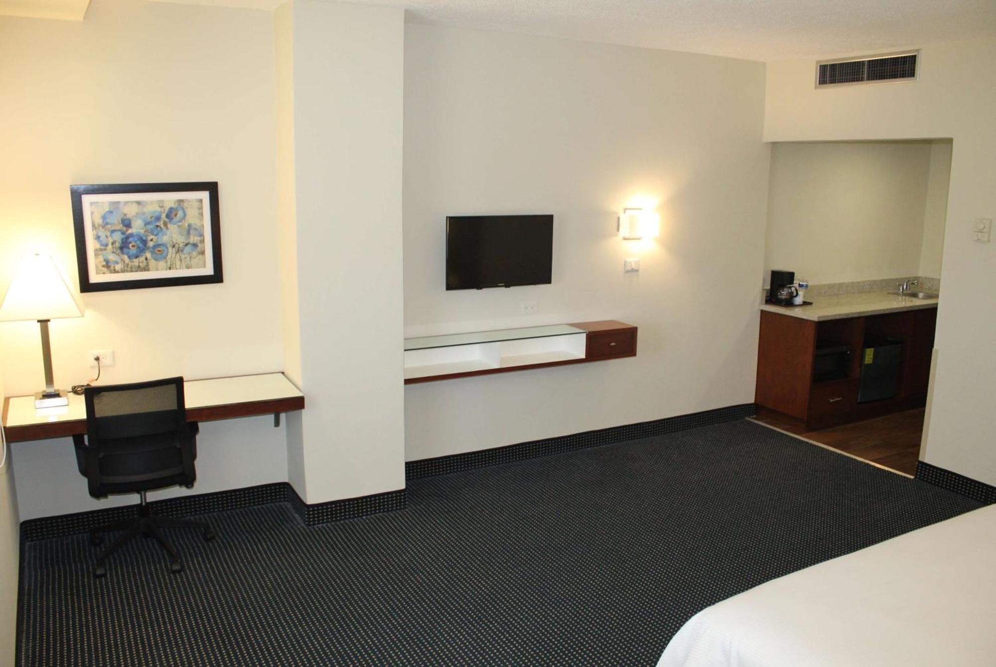 เบสต์ เวสเทิร์น ซันโตริน Hotel ซิวดัดบิกโตเรีย ภายนอก รูปภาพ