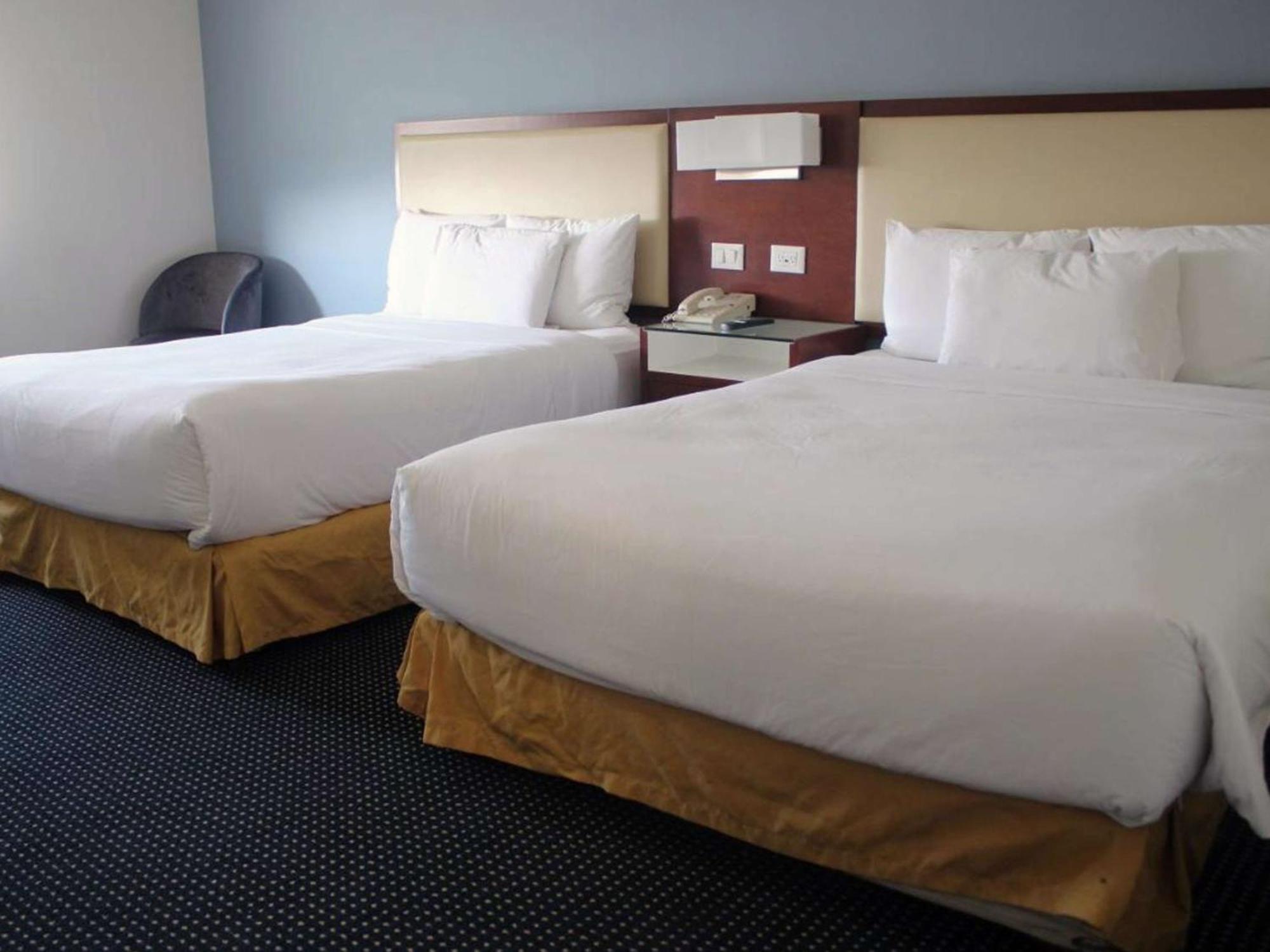 เบสต์ เวสเทิร์น ซันโตริน Hotel ซิวดัดบิกโตเรีย ภายนอก รูปภาพ